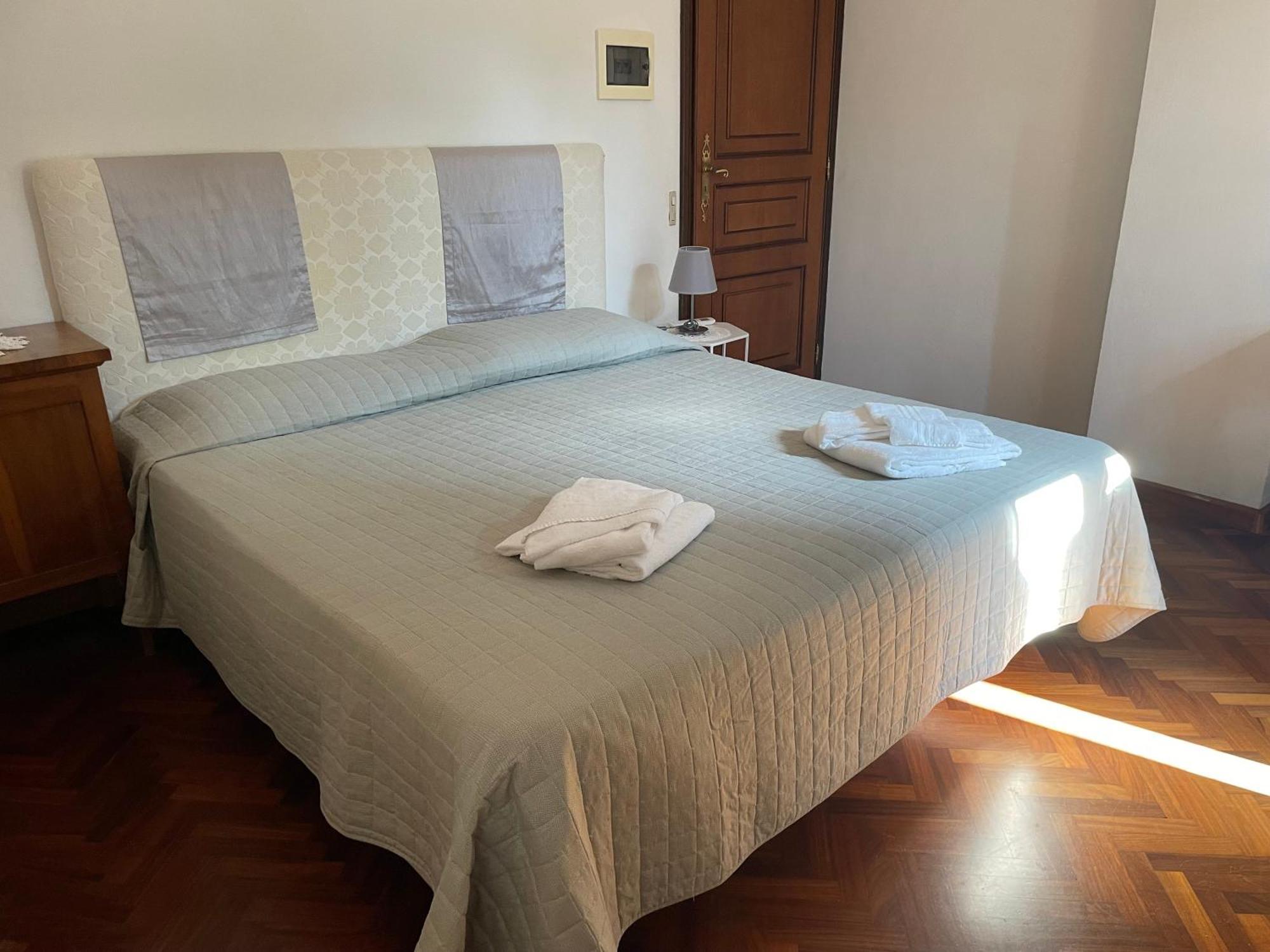Ai Giardini Di San Vitale Bed & Breakfast