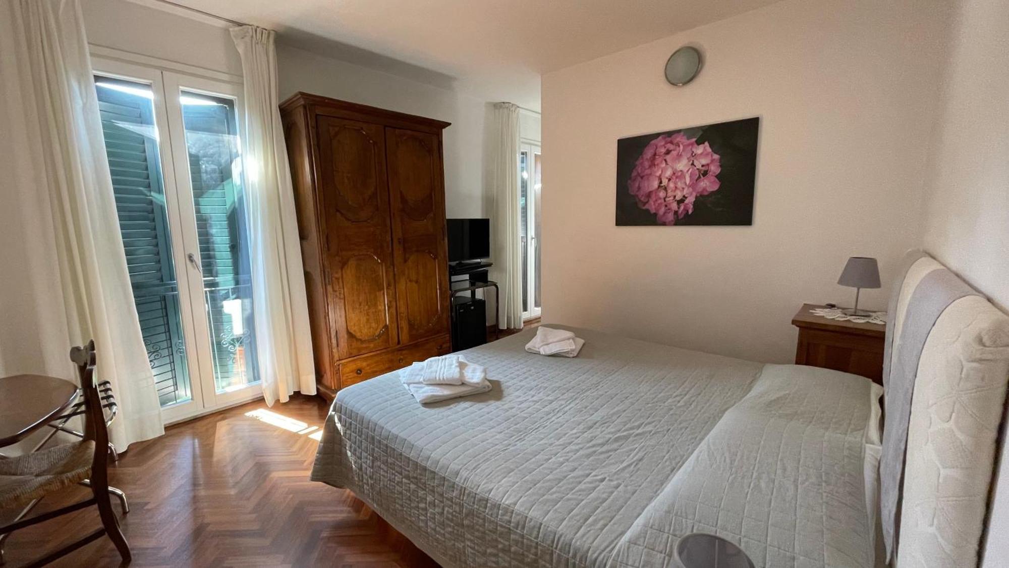 Ai Giardini Di San Vitale Bed & Breakfast