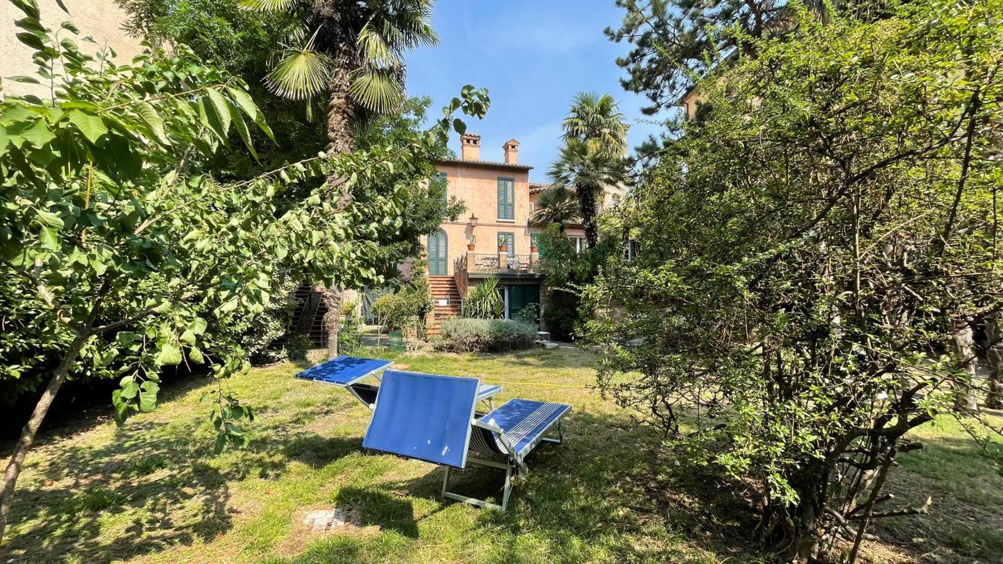 Ai Giardini Di San Vitale Bed & Breakfast