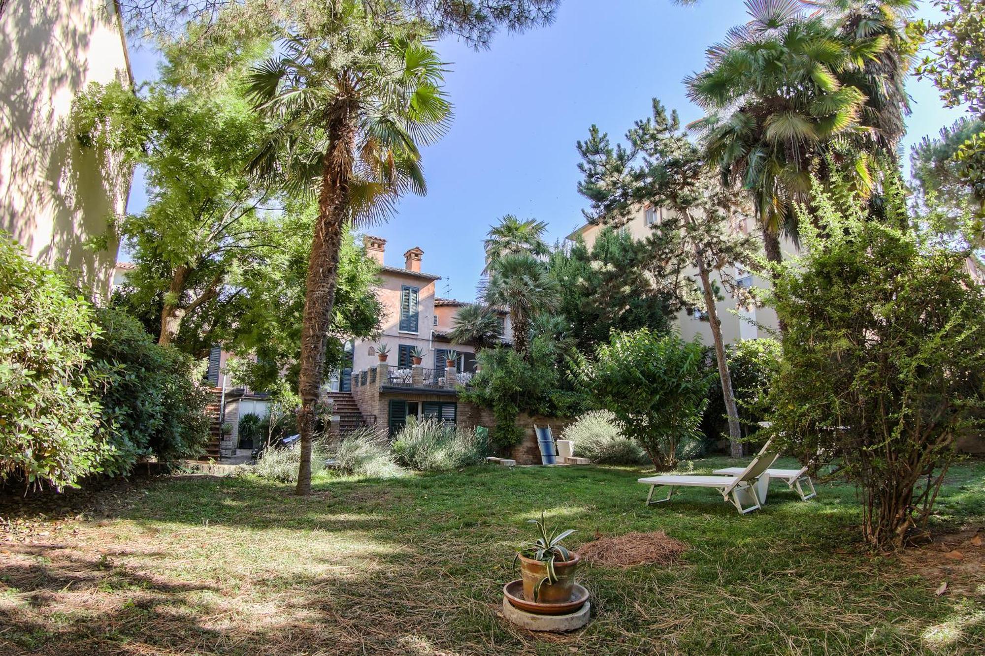 Ai Giardini Di San Vitale Alojamento de Acomodação e Pequeno-almoço 3*