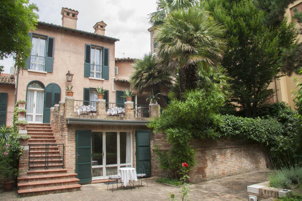 Bed & Breakfast Ai Giardini Di San Vitale Ravenna