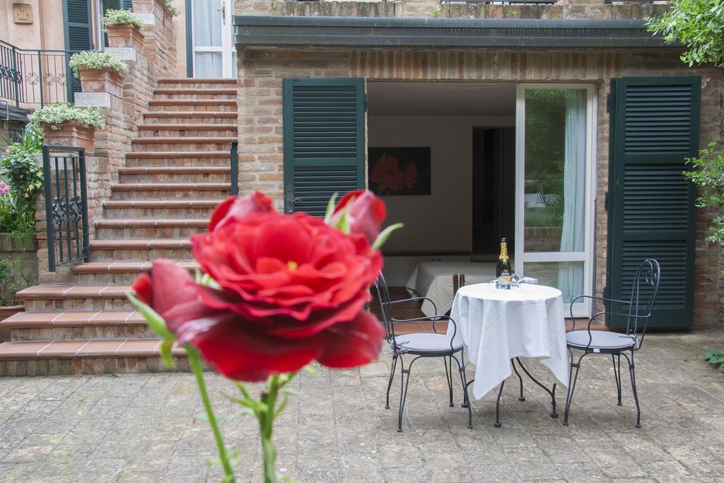 Ai Giardini Di San Vitale