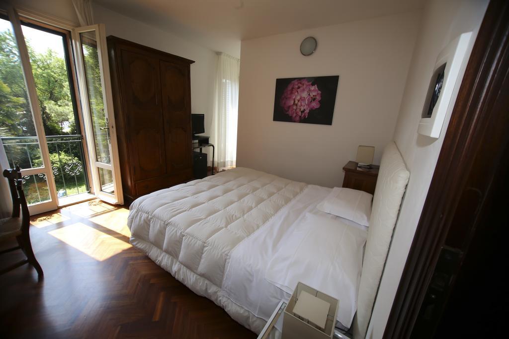 Ai Giardini Di San Vitale Bed & Breakfast